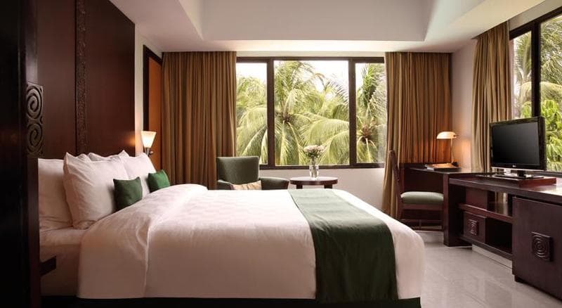 Aryaduta Lippo Village 5