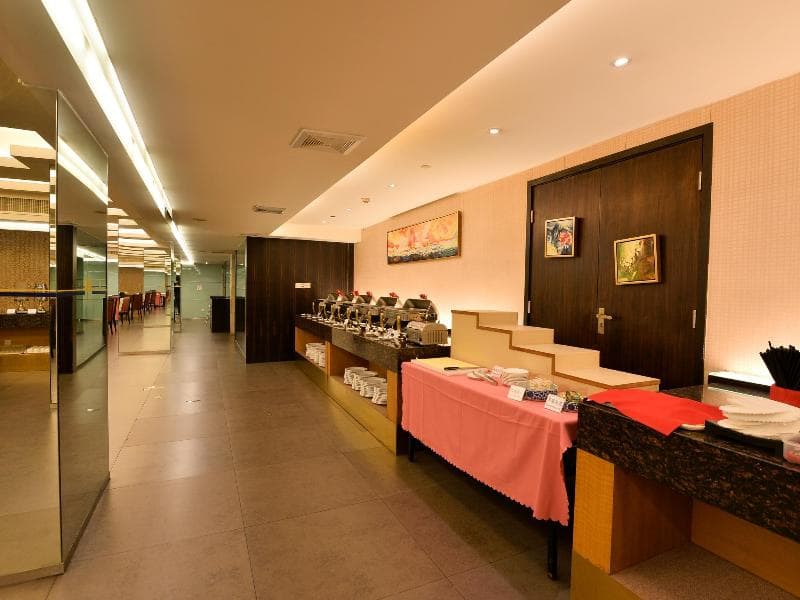 Hundred Centuries Hotel Shanghai main