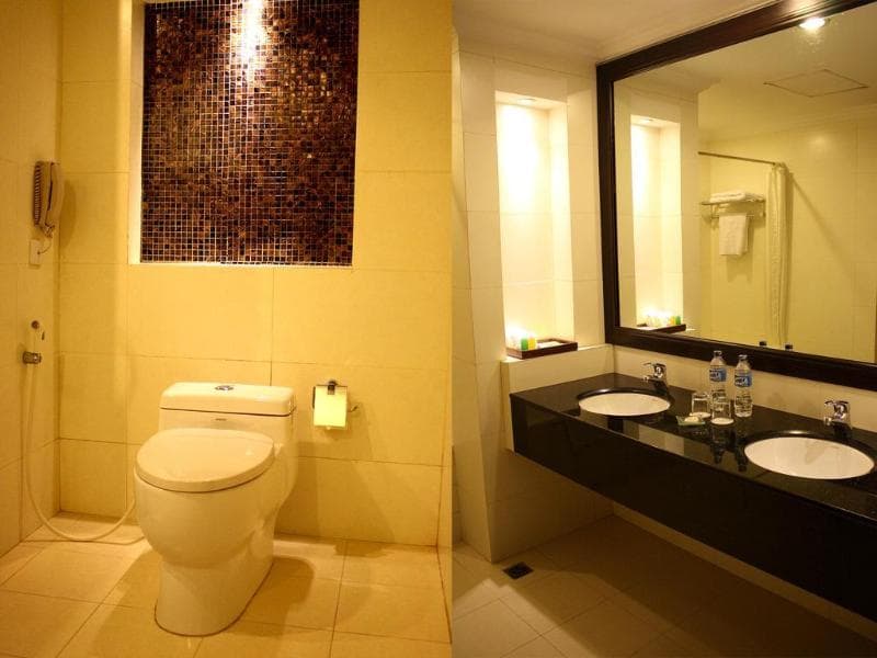 Hermes Palace Hotel main