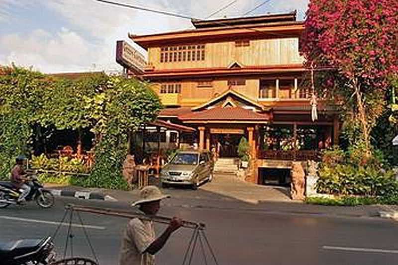 Green Garden Hotel main
