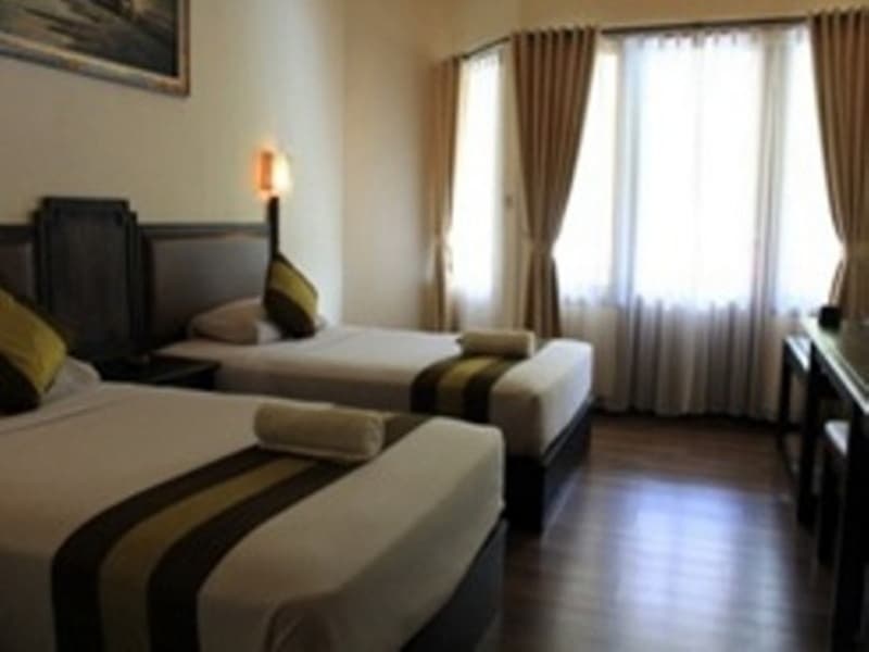 Hotel The Flora Kuta Bali 5