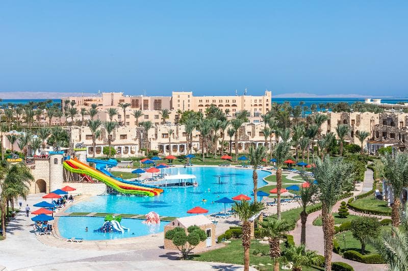 Royal Lagoons Aqua Park Resort & Spa photo 1