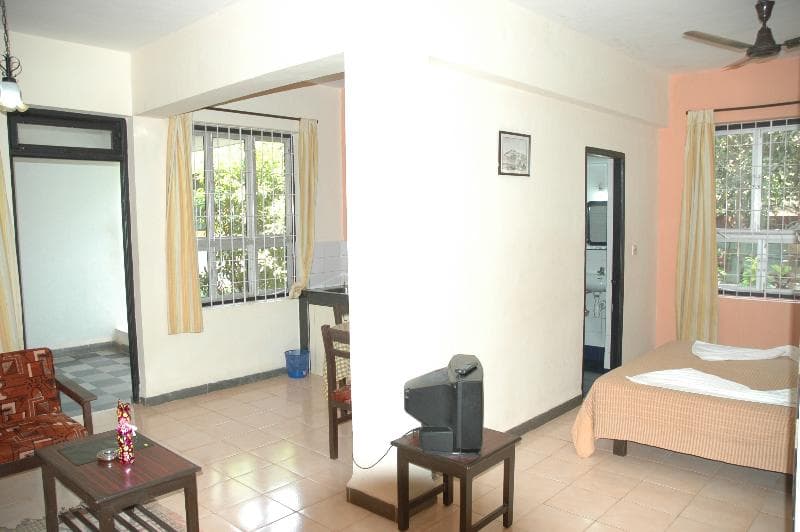 Alor Holiday Resort Hotel 4