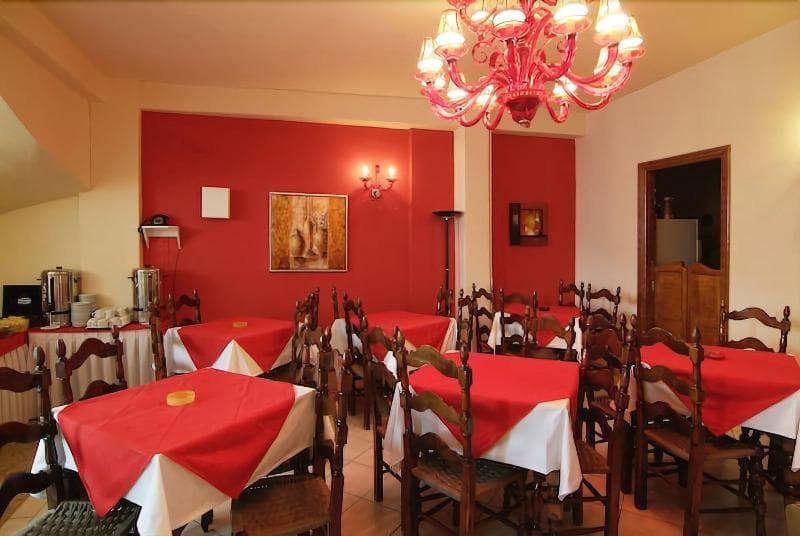 Varonos photo 1