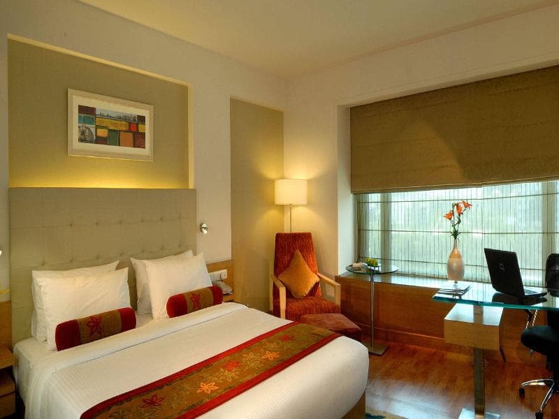 Radisson Mumbai Goregaon photo 1