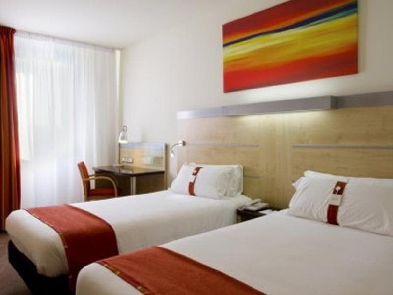 Holiday Inn Express Barcelona City 22@ 3