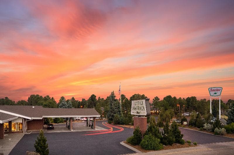 Little America Hotel 2