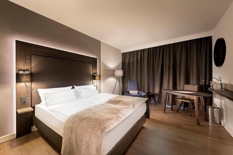Holiday Inn Berlin - City West 5