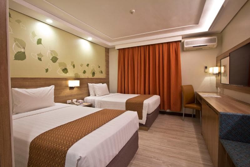 Crown Regency Makati 3
