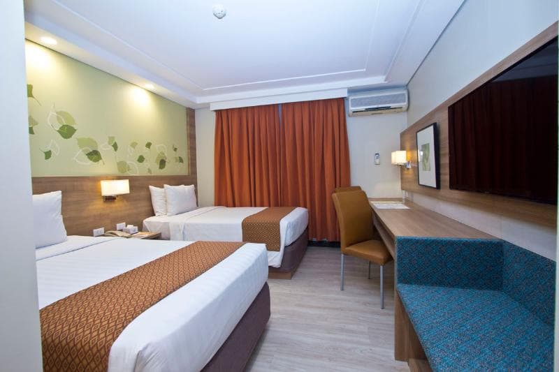 Crown Regency Makati 5