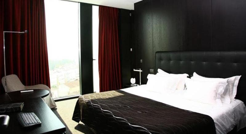 Axis Viana Business And Spa Hotel 3