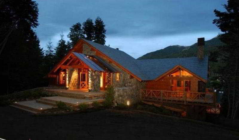 Hosteria Puerto Sur main
