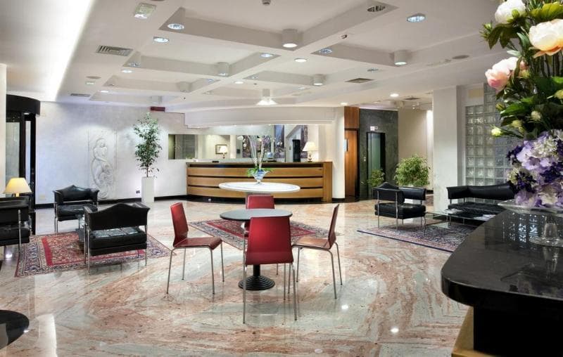 Astoria Suite 4