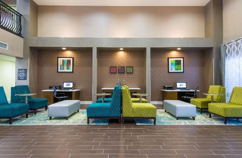 Hampton Inn & Suites Fort Myers Beach/Sanibel Gateway 3