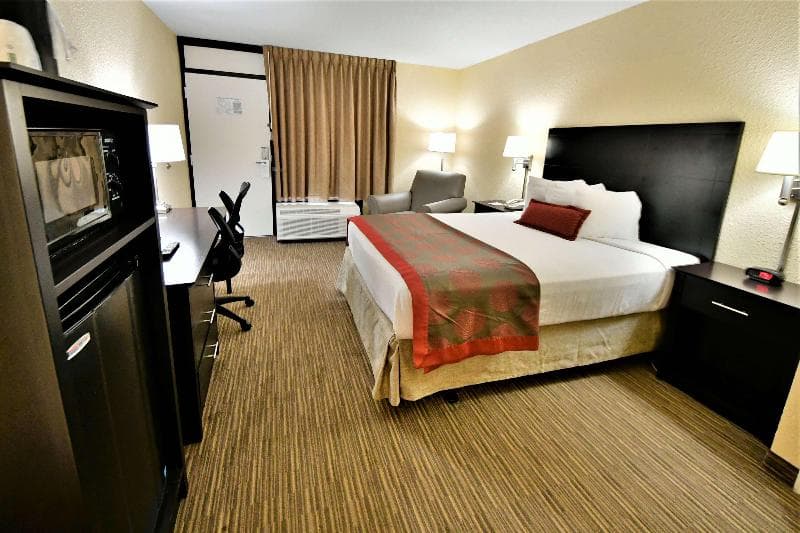 Ramada By Wyndham Jacksonville Hotel & Conference Center 5