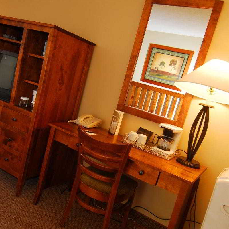 Tonquin Inn Jasper 4