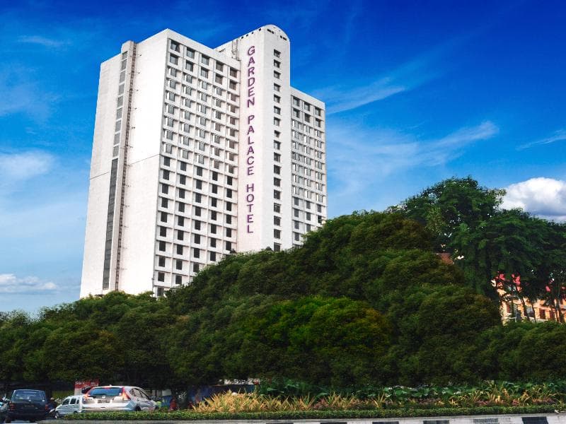 Garden Palace Hotel Surabaya 1