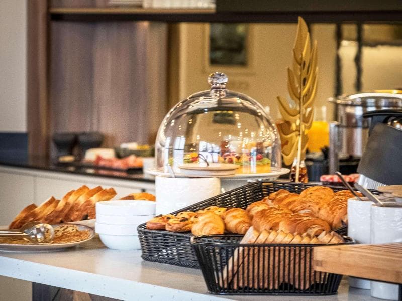 Hotel Mercure Paris Bercy Bibliotheque 2
