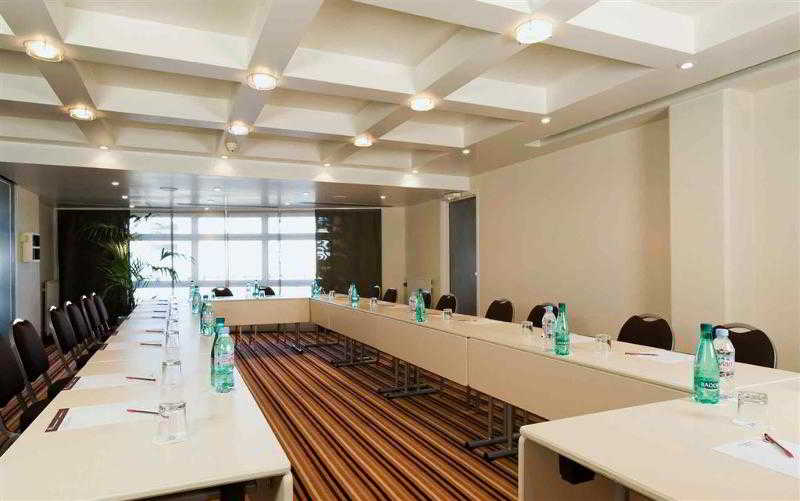 Mercure Paris Massy Gare Tgv photo 1