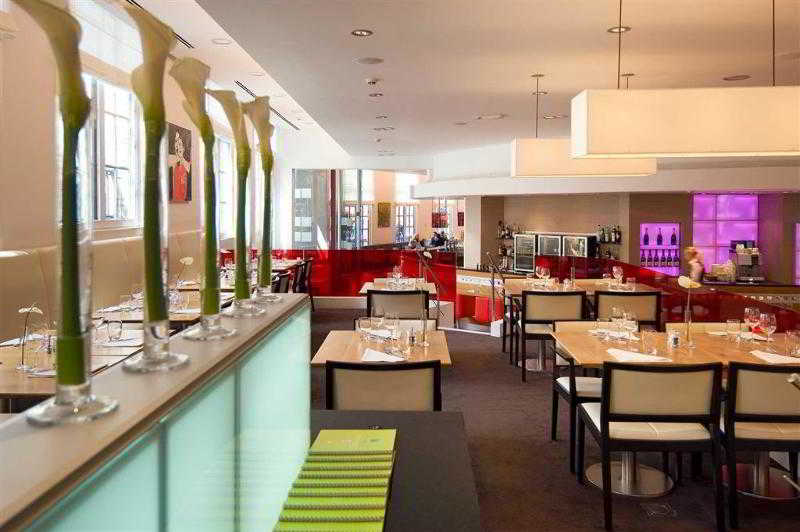 Hotel Novotel Brussels Off Grand Place photo 1