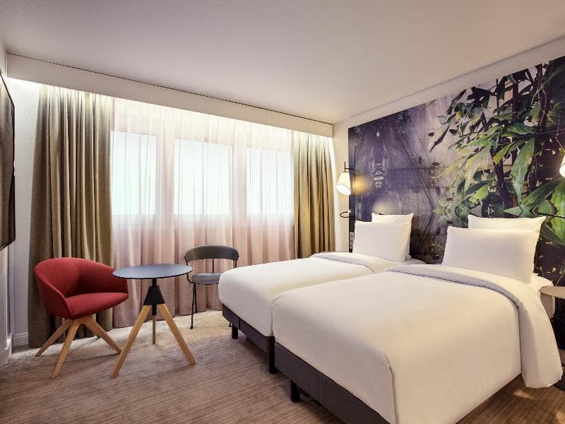 Hôtel Mercure Paris La Défense Grande Arche 4