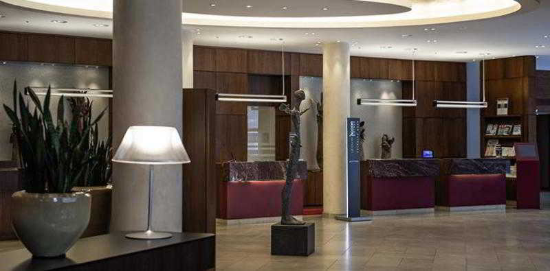 Pullman Cologne 4
