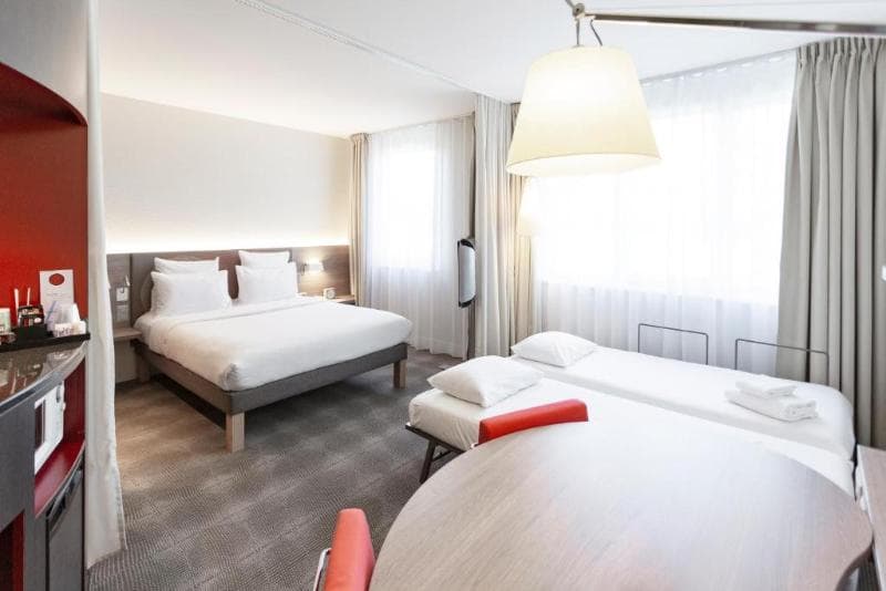 Novotel Suites Geneve Aeroport 3