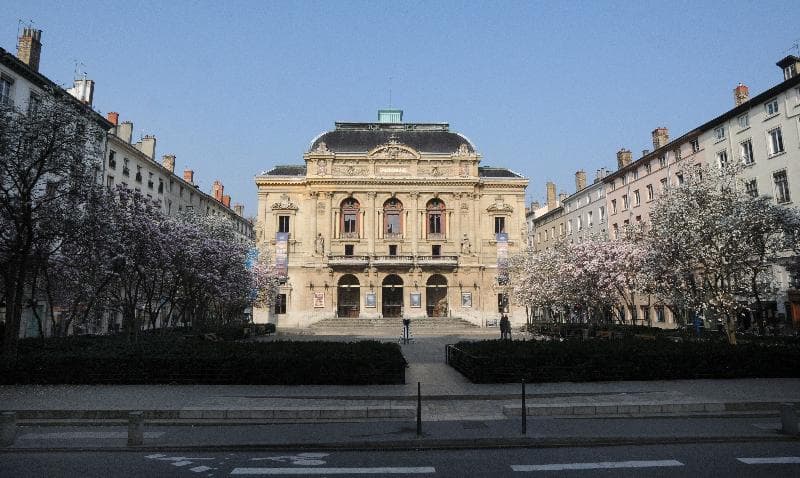 Mercure Lyon Charpennes 5