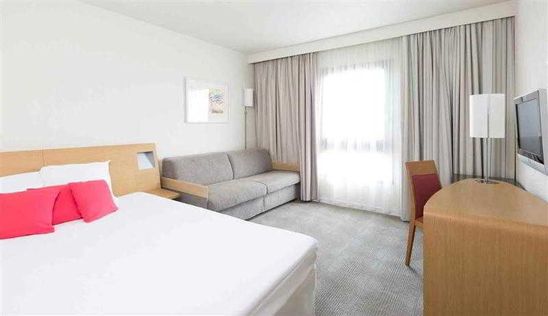 Novotel Amboise 2