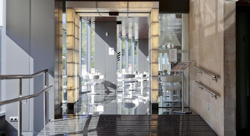 Hotel Maydrit Airport 2