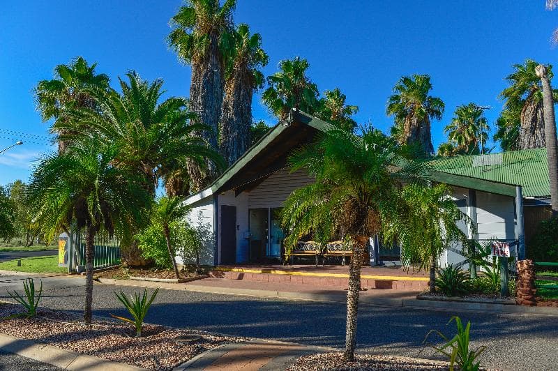 Desert Palms Resort 3