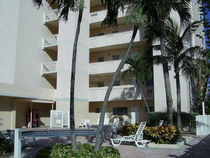 Sun Tower Hotel And Suites On The Beach 5