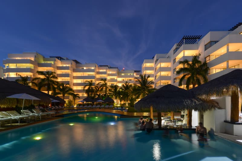 Privilege Aluxes Isla Mujeres Adults Only 5