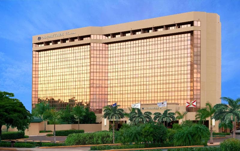 DoubleTree by Hilton Hotel Miami Airport & Convention Center photo 1