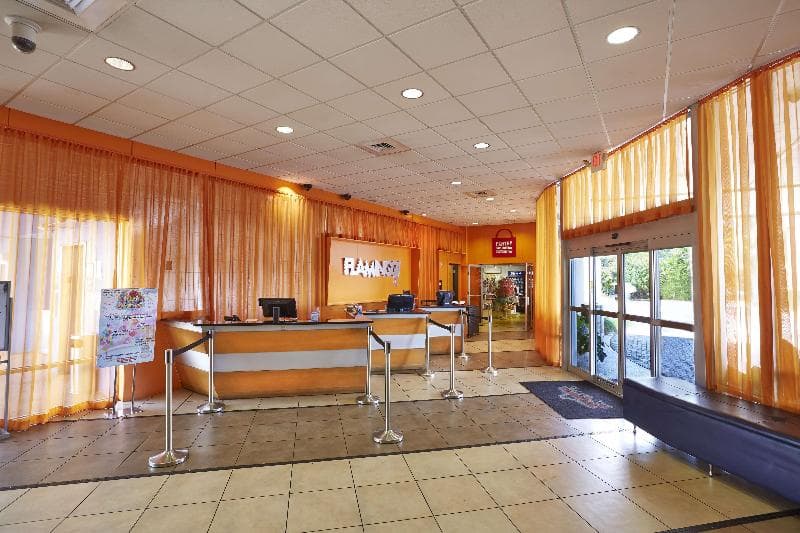 Ramada by Wyndham Hotel & Water Park 3