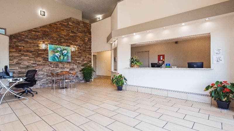 SureStay by Best Western Albuquerque Midtown 5