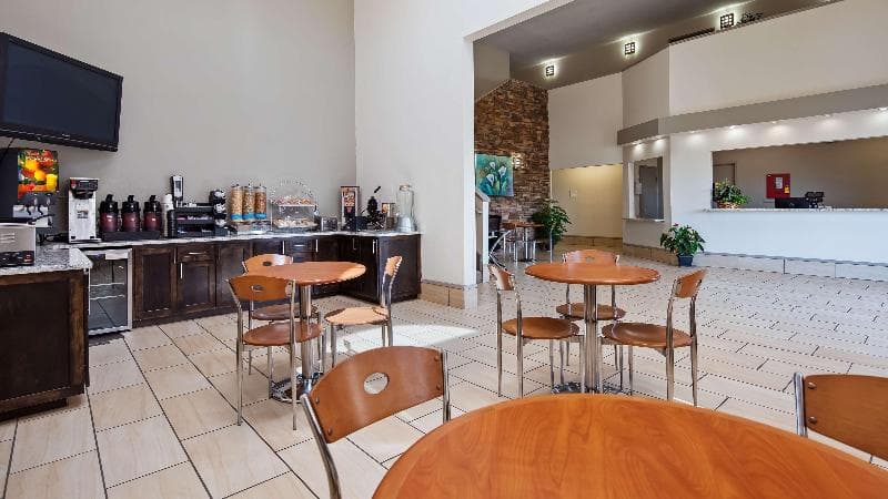 SureStay by Best Western Albuquerque Midtown 3
