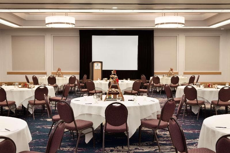 Embassy Suites by Hilton San Luis Obispo 4