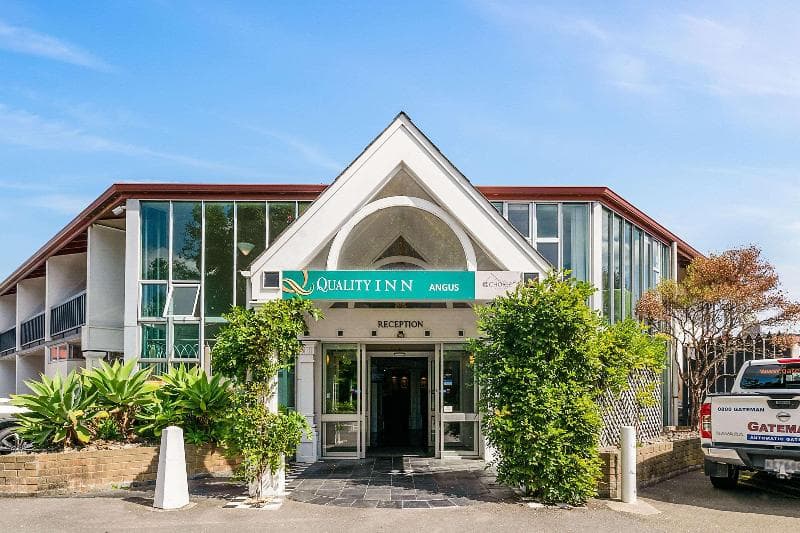 Quality Inn Angus 4