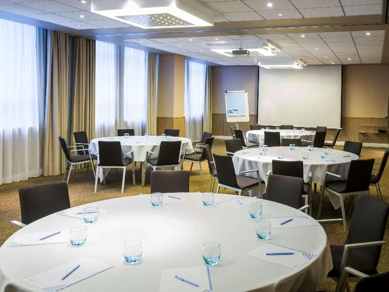 Novotel Reading Centre 3