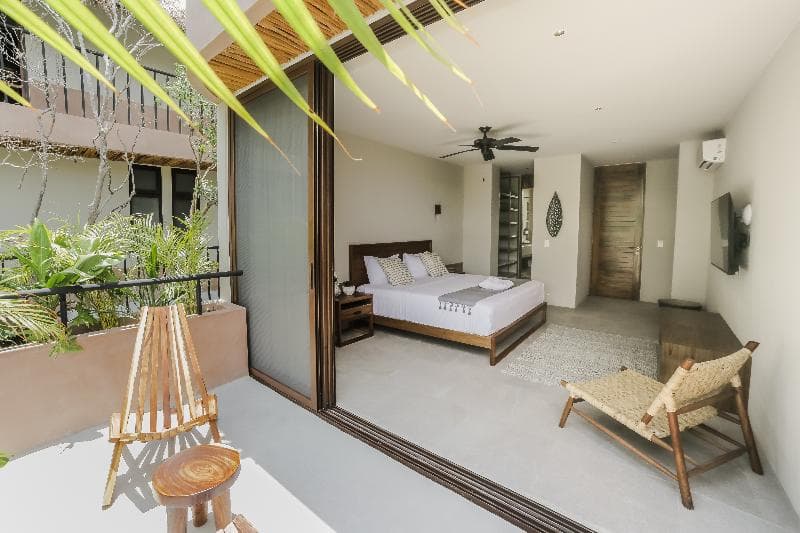 Zereno Luxury Boutique Hotel 4