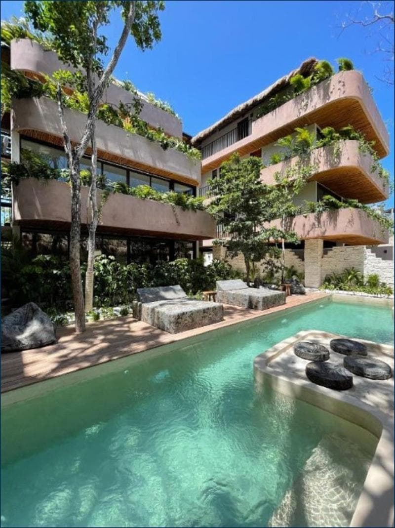 Zereno Luxury Boutique Hotel 1