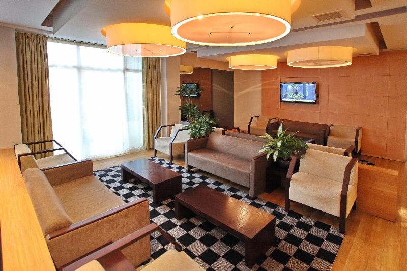 Holiday Inn Express Redditch 2