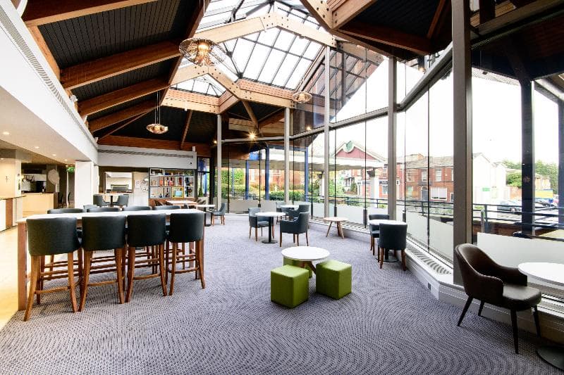Holiday Inn Bolton Centre 2