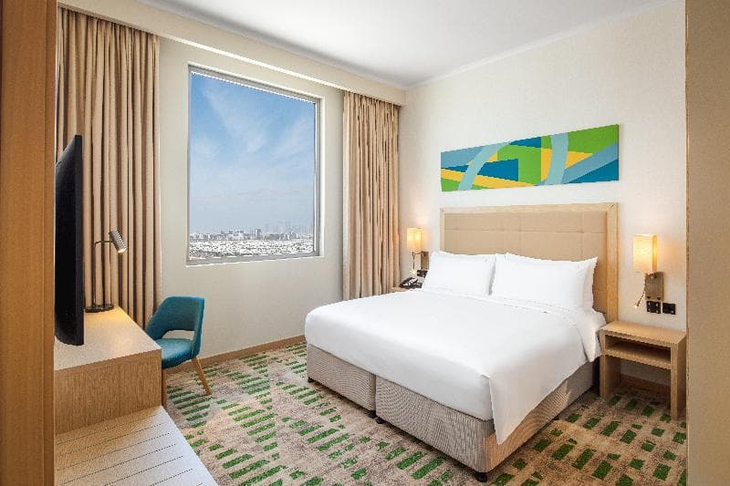 Holiday Inn Hotel & Suites Dubai Science Park 3