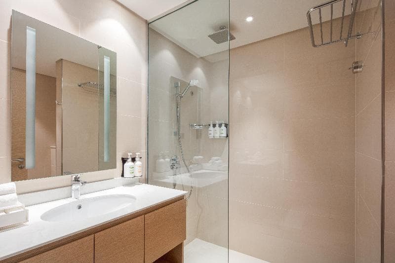Holiday Inn Hotel & Suites Dubai Science Park 5