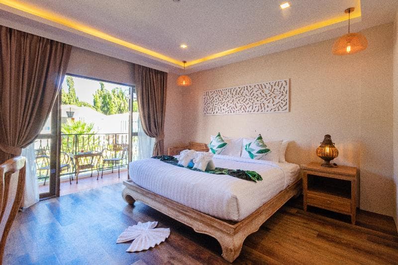 Vannee Golden Sands 5