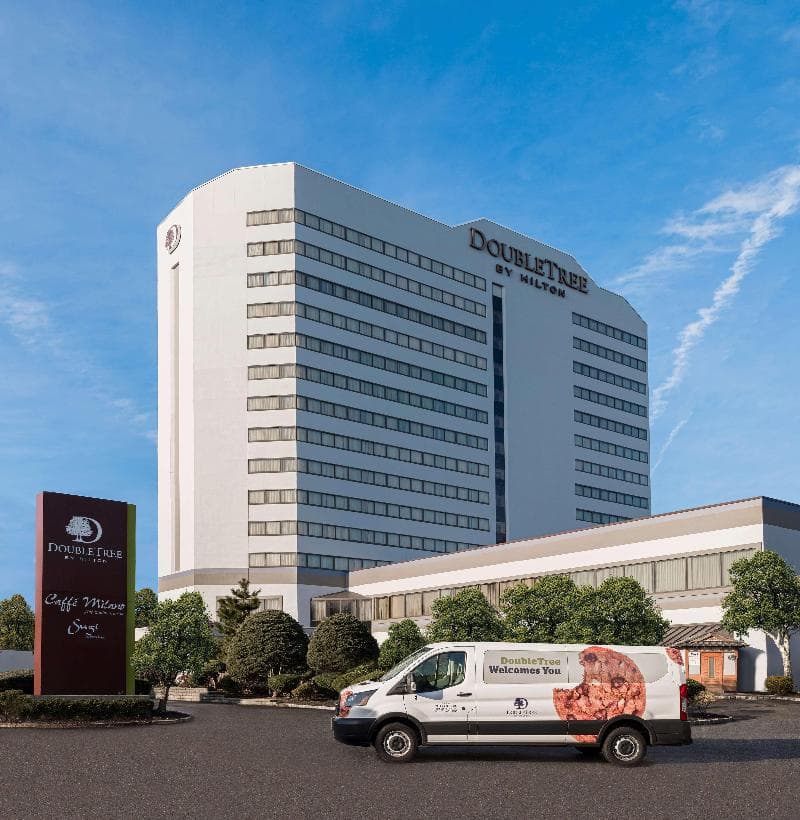 DoubleTree by Hilton Fort Lee George Washington Bridge 5