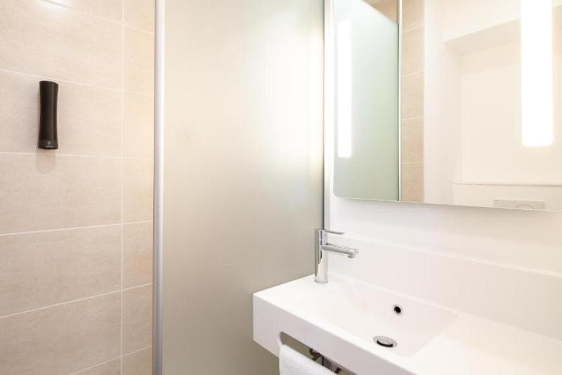 B&B HOTEL Besancon Valentin main