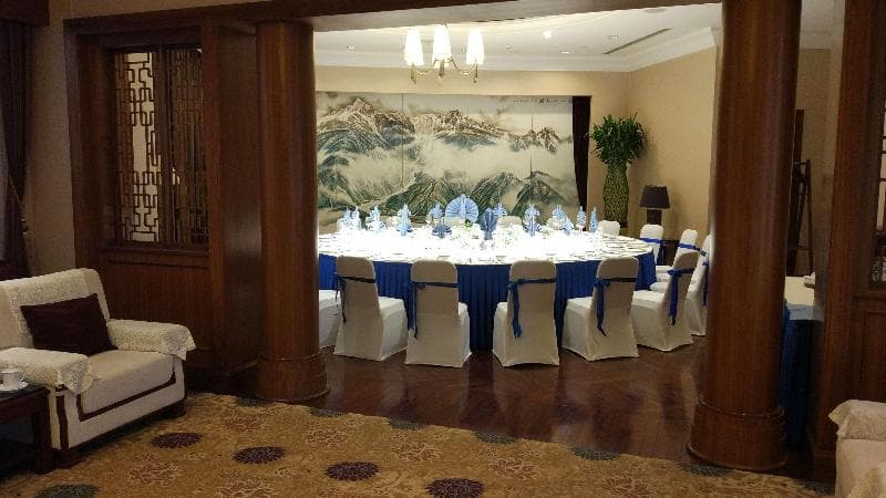 Zhongwei Green Lake Hotel Kunming photo 1